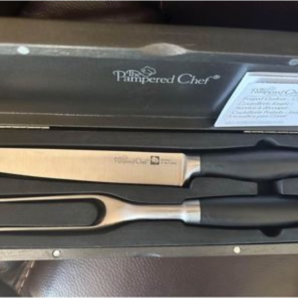 Pampered Chef carving set